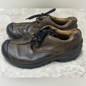 KEEN Boston Leather Lace Up Shoes Mens Size 8.5 Brown Comfort Walking